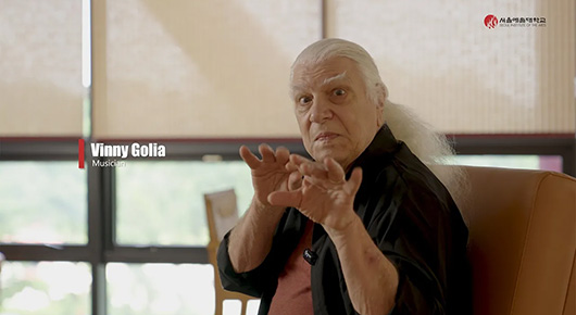 세계적인 다중 악기 연주자이자 작곡가 – Vinny Golia